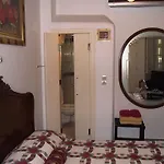 Zorzis Πανσιόν