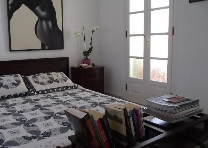 Zorzis Guest house 3*